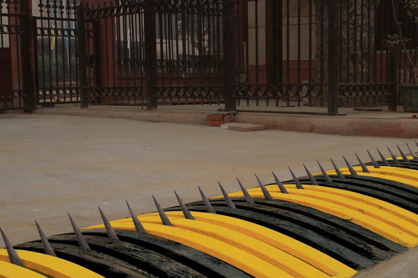 OCVIMEX Soluciones para Carreteras, Autopistas, Estacionamientos, Puentes y túneles, Ponchallantas para Casetas de Cobro